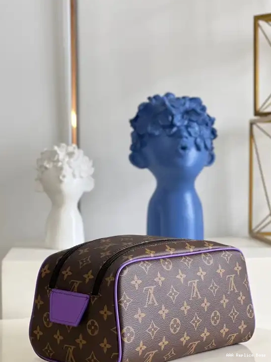 Aaa replica ru DOPP POUCH VUITTON LOUIS TOILET KIT 0611